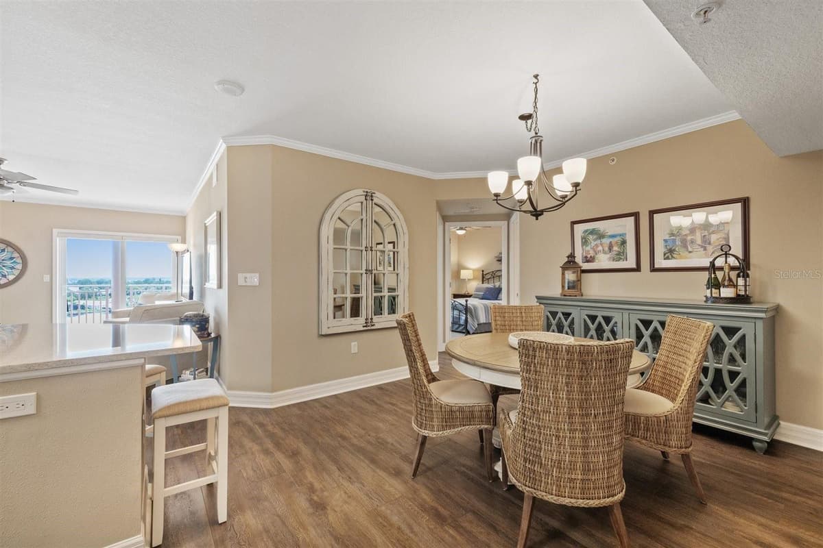 4516 SEAGULL DRIVE — photo 4 of 82