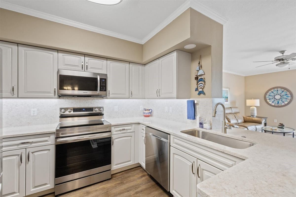 4516 SEAGULL DRIVE — photo 33 of 82