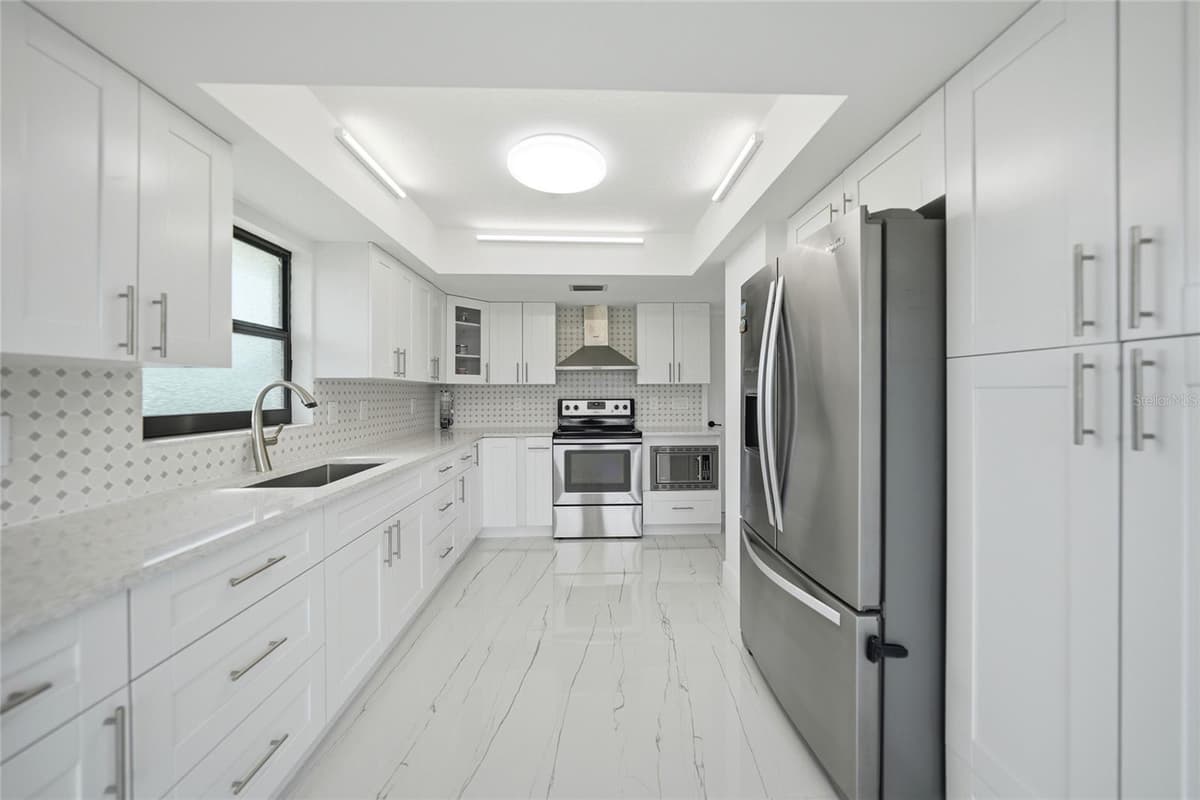2705 MAURITANIA ROAD — photo 11 of 39