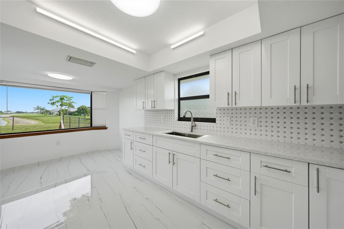 2705 MAURITANIA ROAD — photo 14 of 39