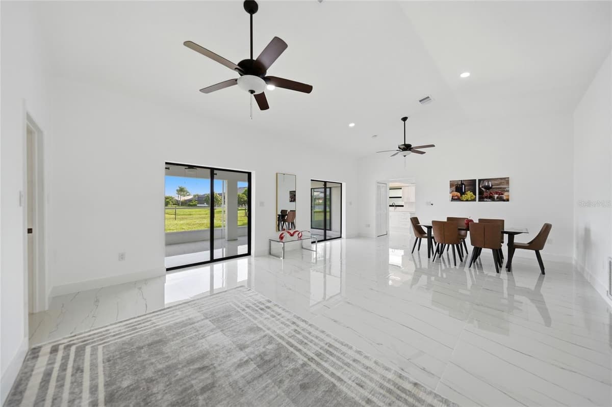 2705 MAURITANIA ROAD — photo 4 of 39