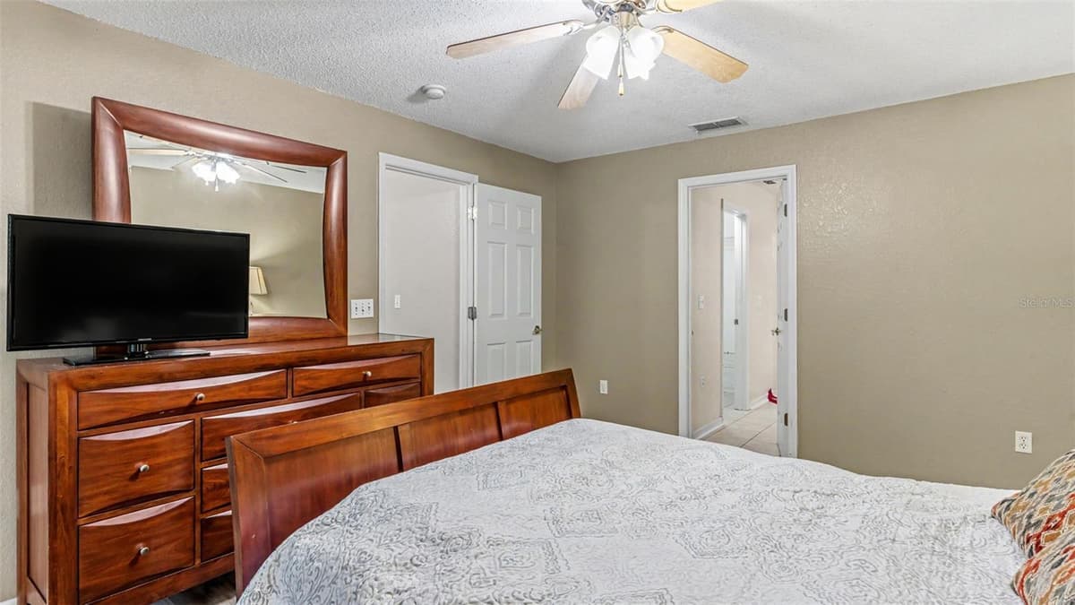 3549 MANOR LOOP — photo 15 of 36