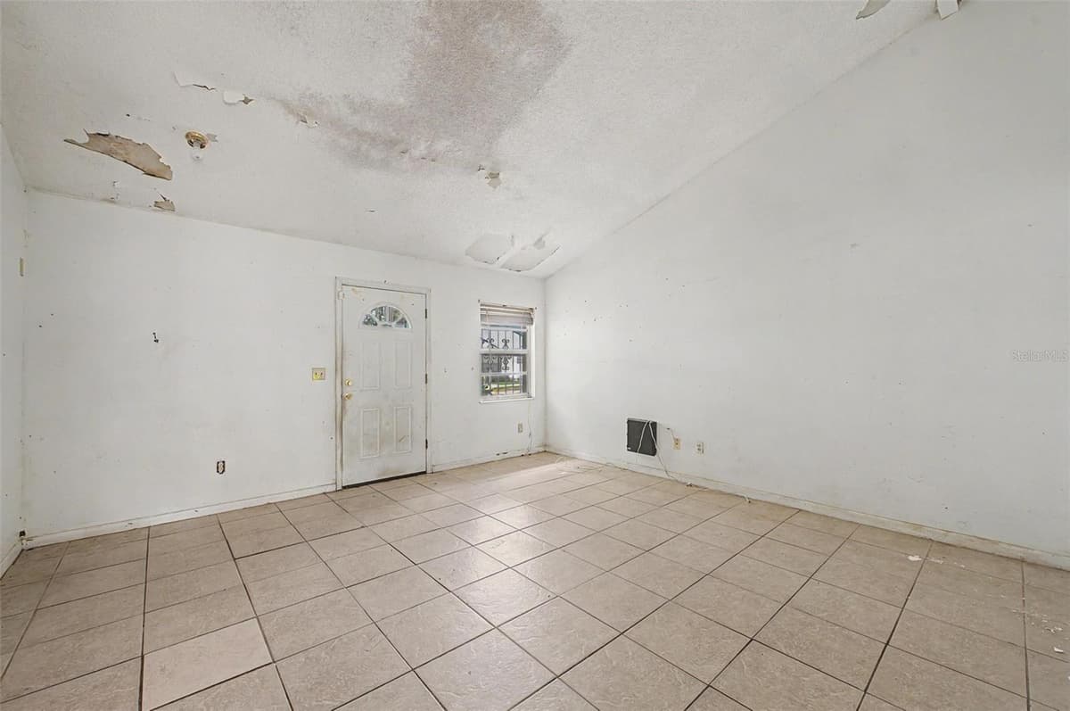 8605 12TH STREET — photo 15 of 25