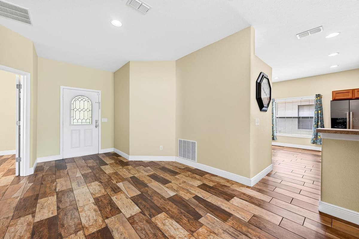 9011 MURANO MEWS COURT — photo 3 of 36