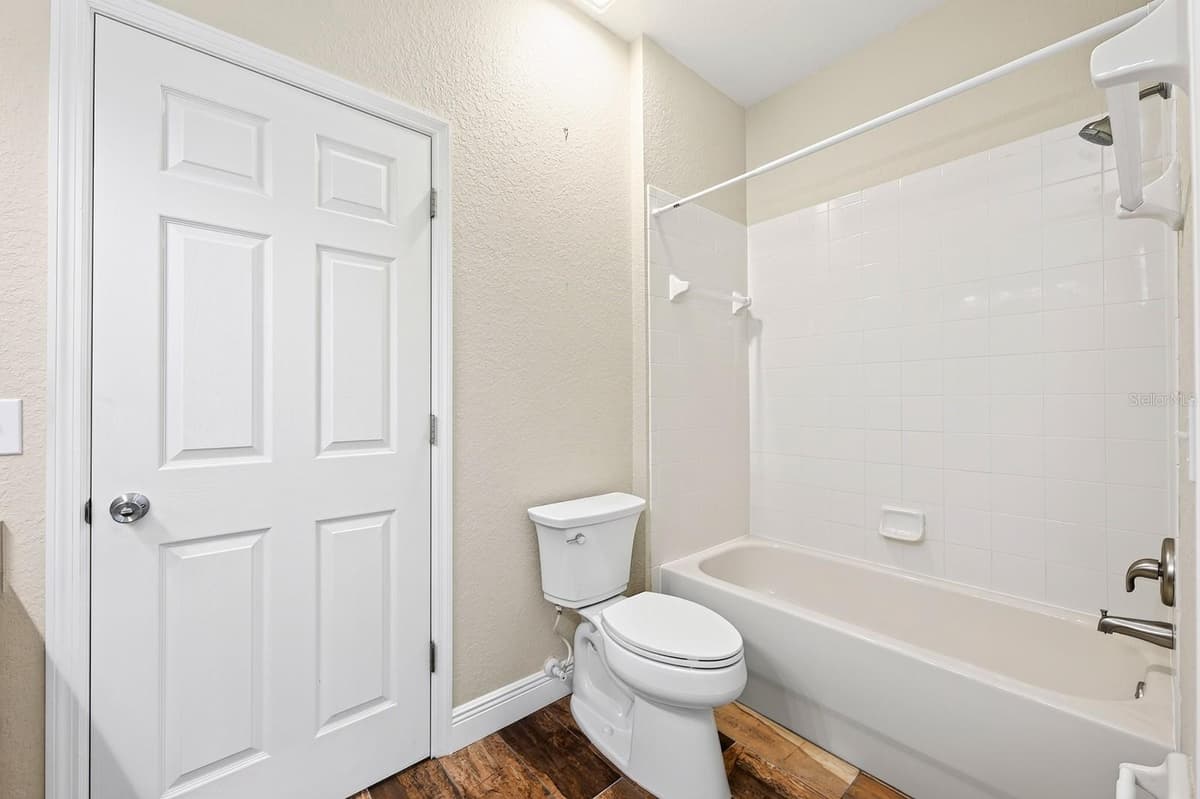 9011 MURANO MEWS COURT — photo 21 of 36