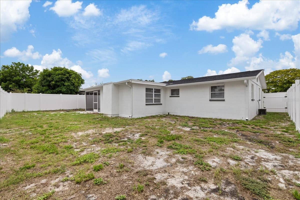 9240 STERLING LANE — photo 39 of 39