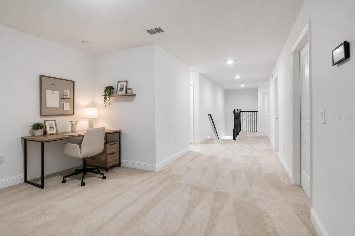 14172 DOVE HOLLOW DRIVE — photo 8 of 65