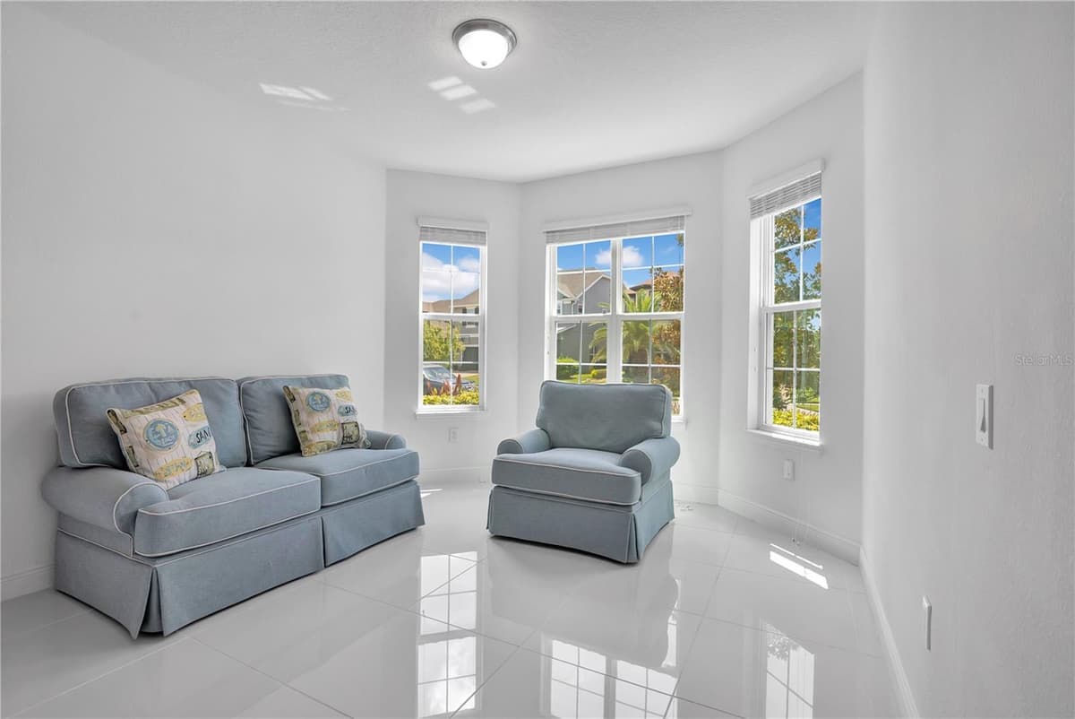 14172 DOVE HOLLOW DRIVE — photo 17 of 65