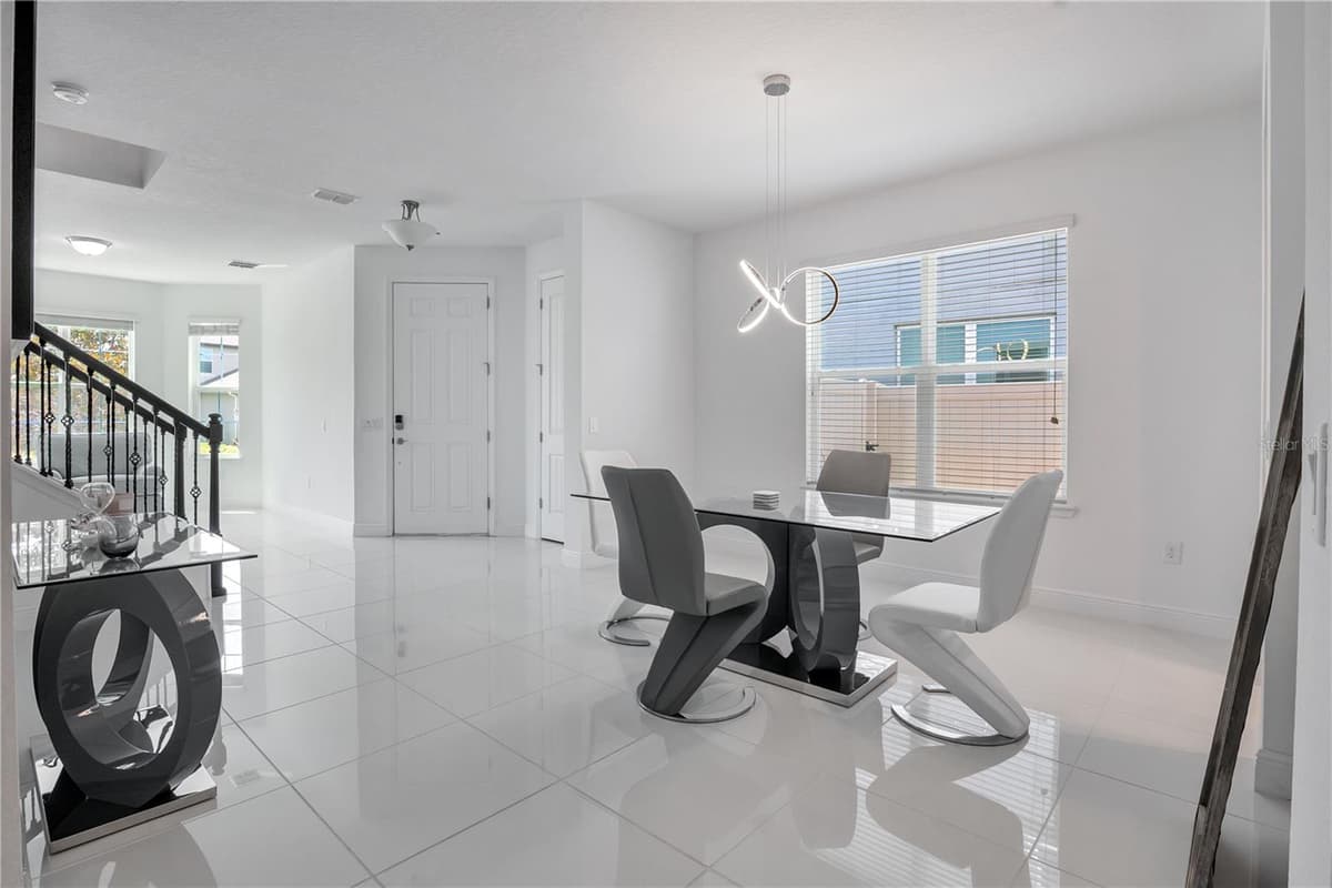 14172 DOVE HOLLOW DRIVE — photo 13 of 65