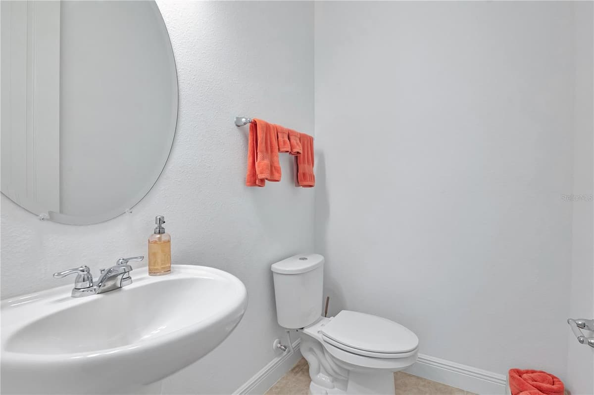14172 DOVE HOLLOW DRIVE — photo 33 of 65