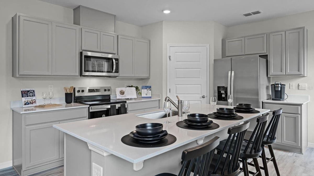 4053 GIORGIO DRIVE — photo 6 of 29