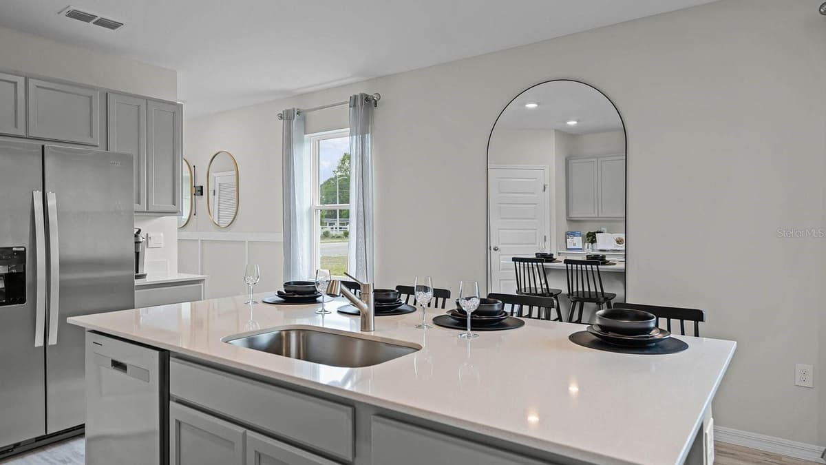 4053 GIORGIO DRIVE — photo 8 of 29