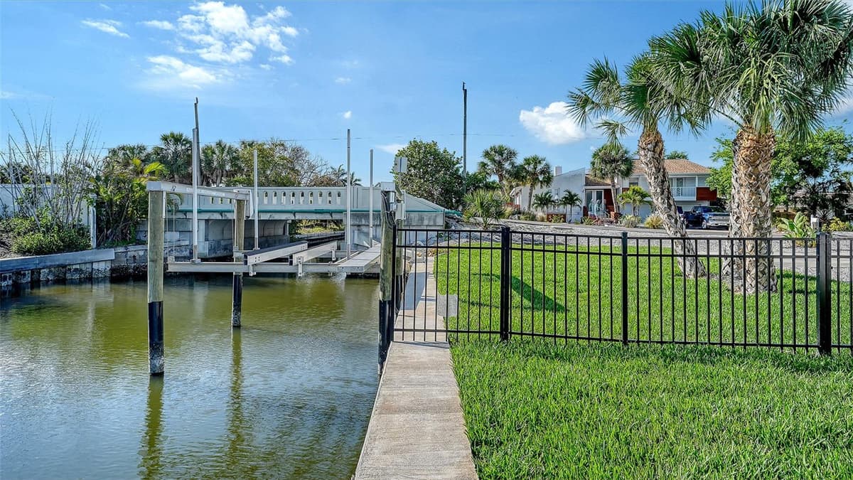 339 TREASURE BOAT WAY — photo 76 of 97