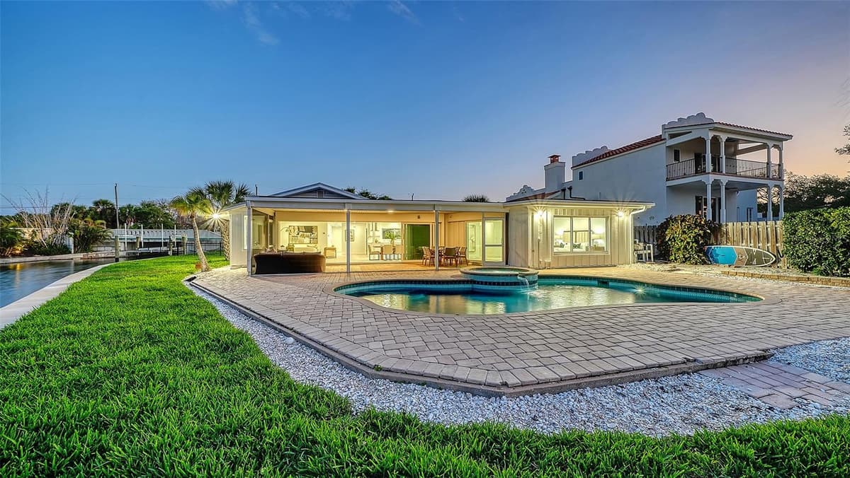 339 TREASURE BOAT WAY — photo 4 of 97