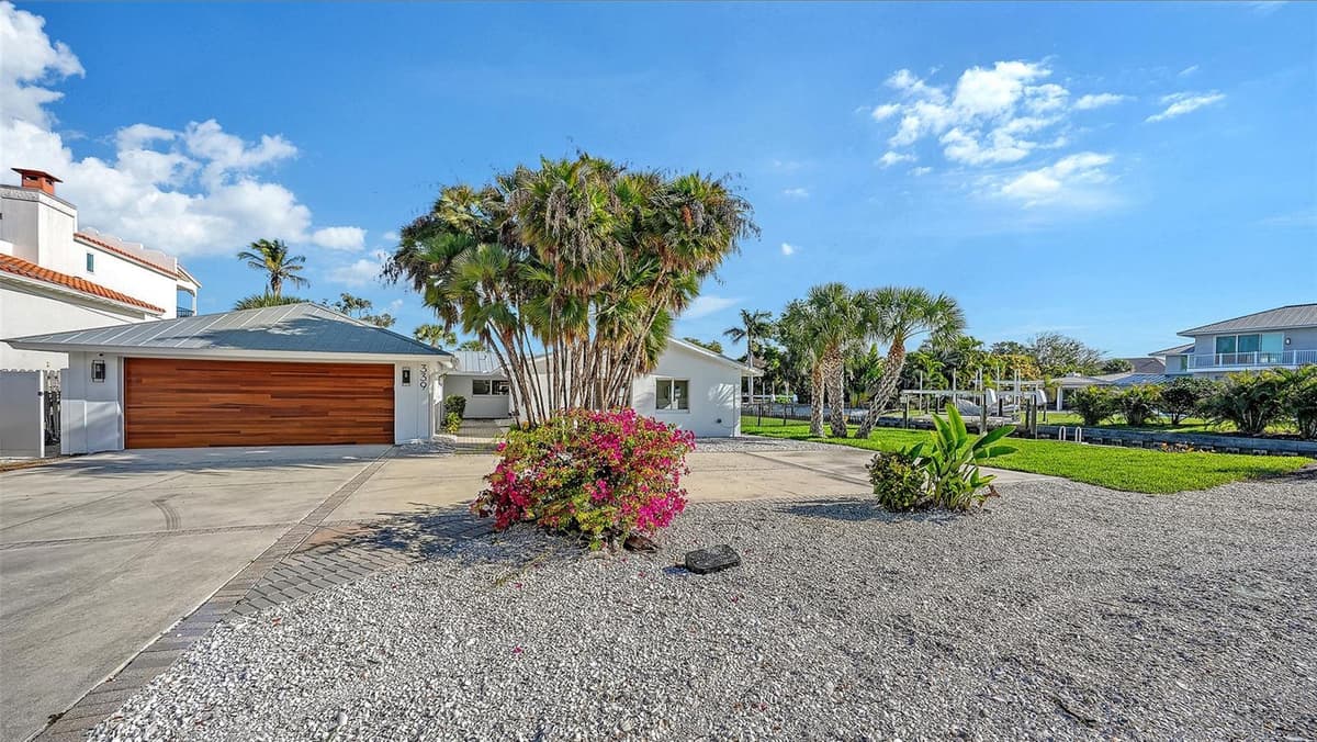339 TREASURE BOAT WAY — photo 13 of 97