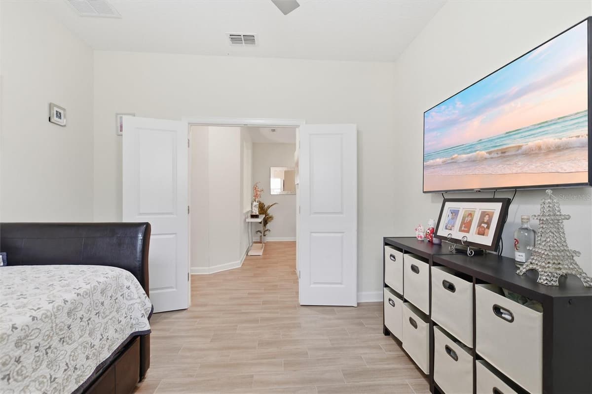 1077 DOWNSWING PL — photo 18 of 59