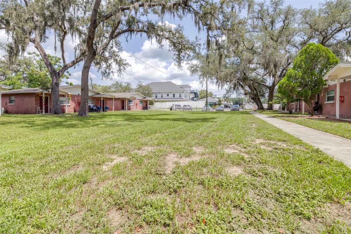 5901 GIBSON AVENUE — photo 48 of 54