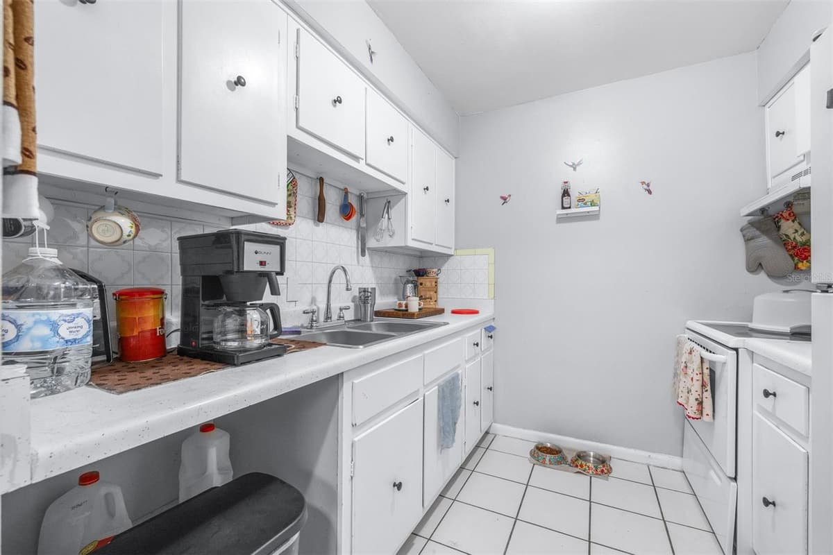 5901 GIBSON AVENUE — photo 38 of 54