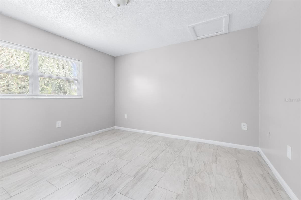 5901 GIBSON AVENUE — photo 14 of 54