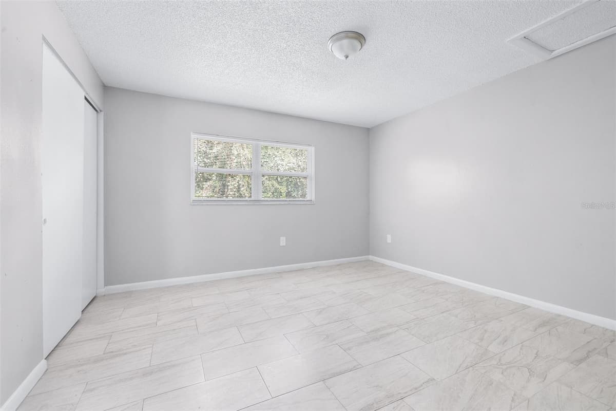 5901 GIBSON AVENUE — photo 13 of 54