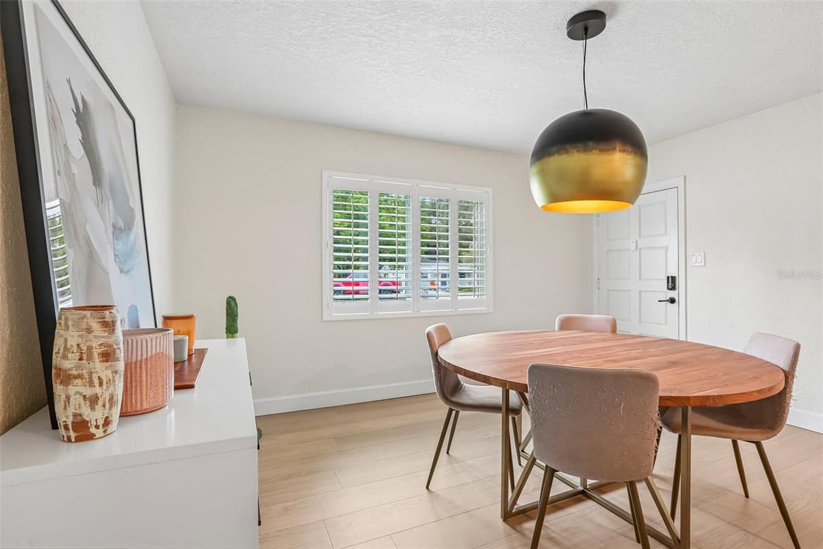 3525 PAUL AVENUE — photo 13 of 46