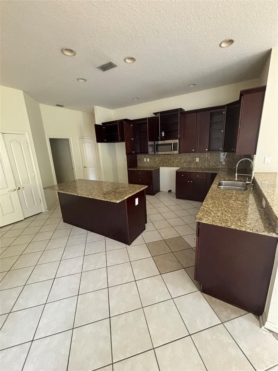 5141 SILVER CHARM TERRACE — photo 2 of 17