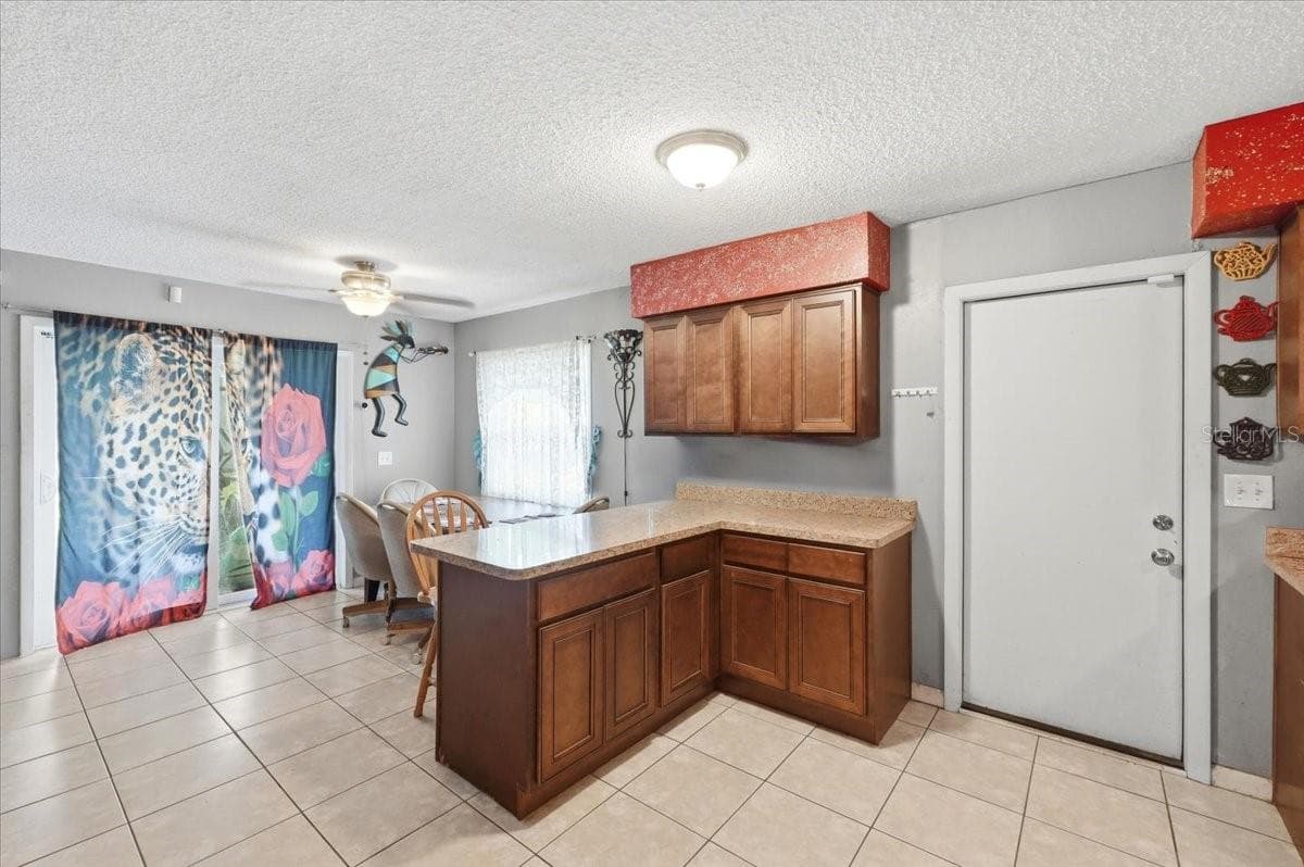 408 LANIER LANE — photo 15 of 29