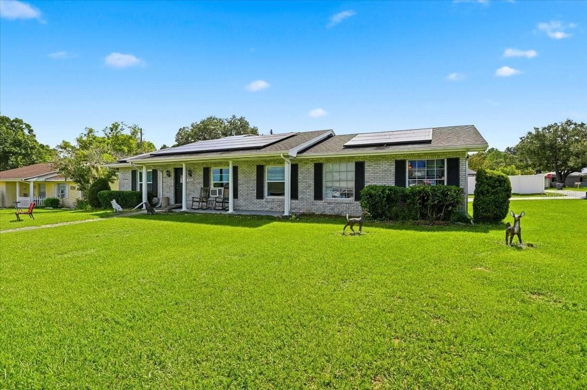 408 LANIER LANE — photo 3 of 29
