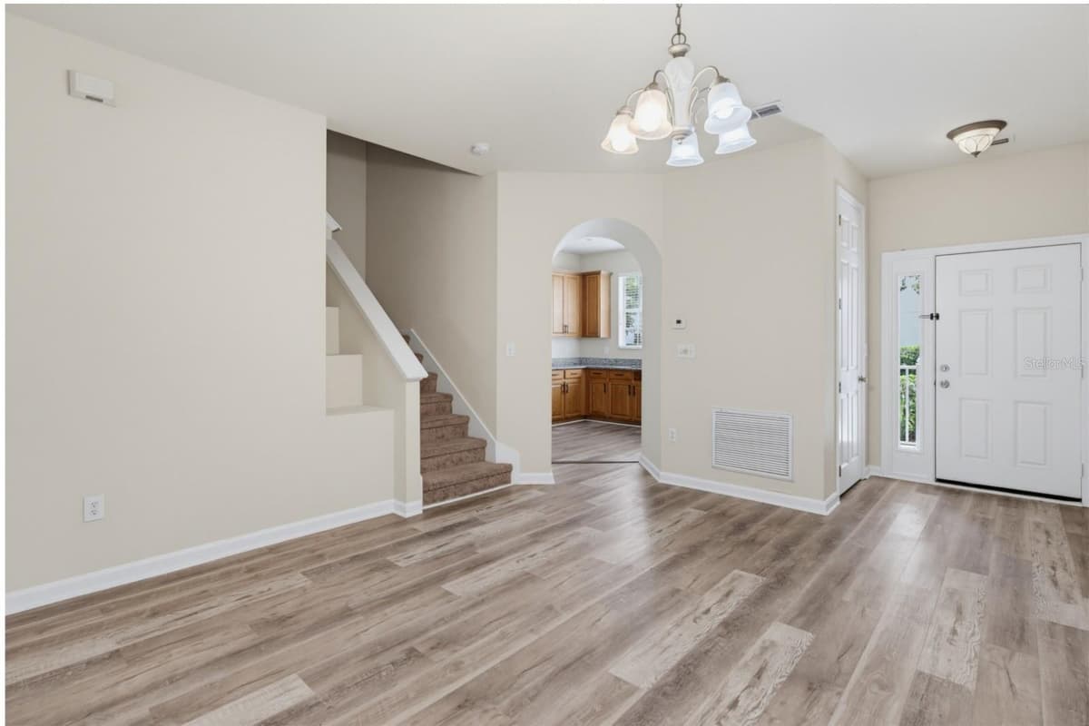 4997 TOWN TERRACE — photo 3 of 18