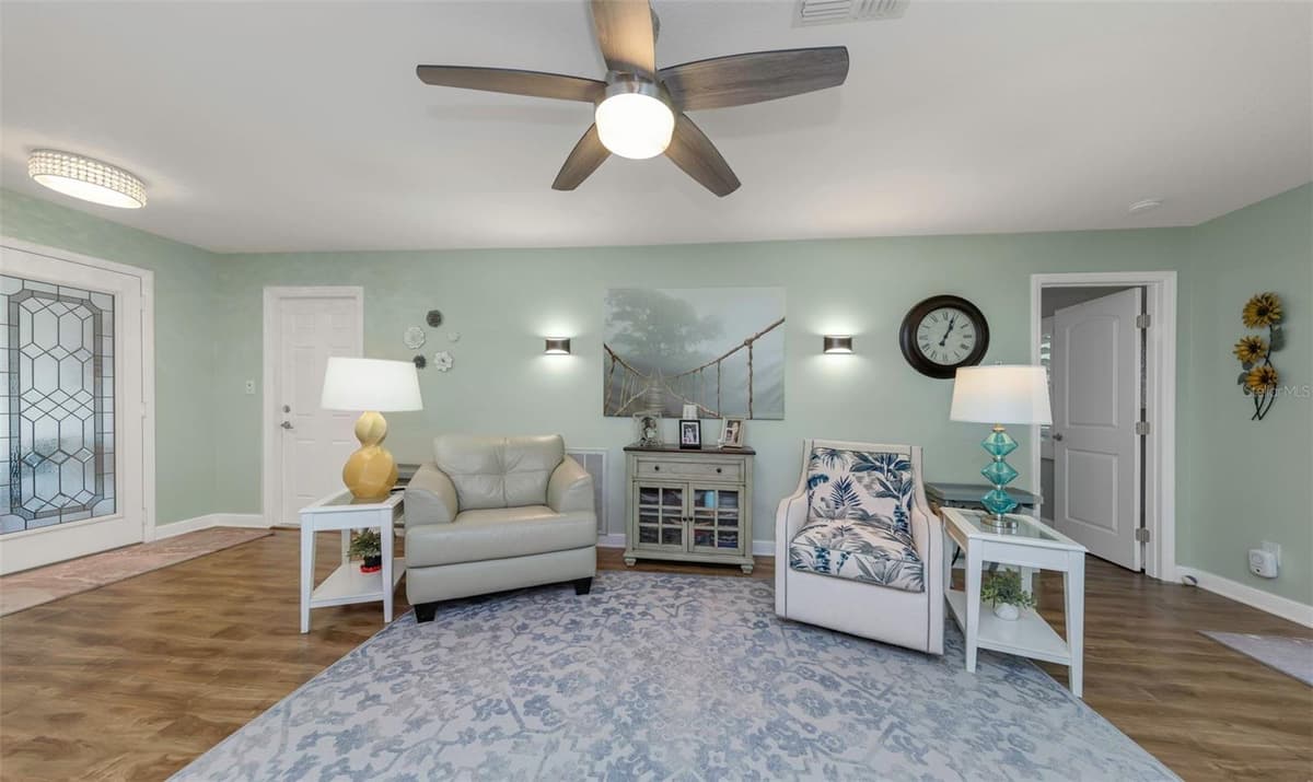 1308 GILLESPIE DRIVE — photo 5 of 26