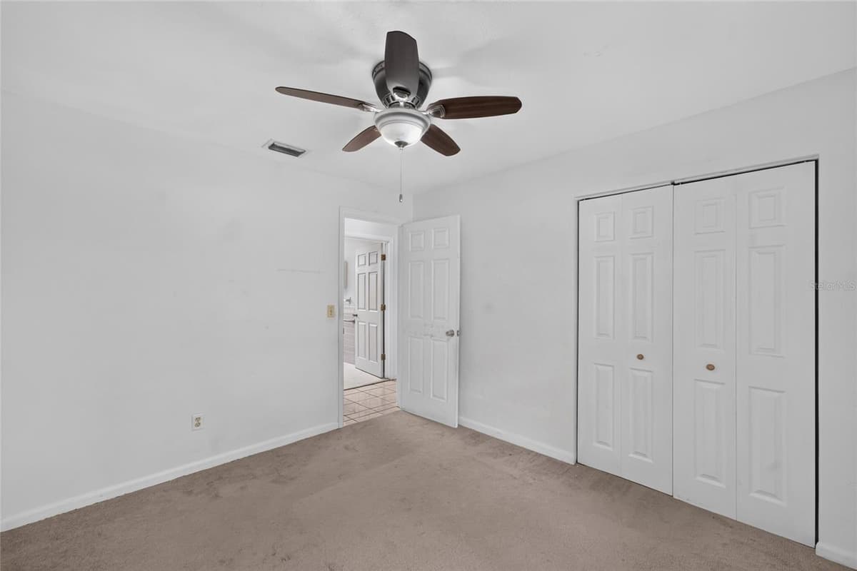 4820 4TH PLACE — photo 15 of 46