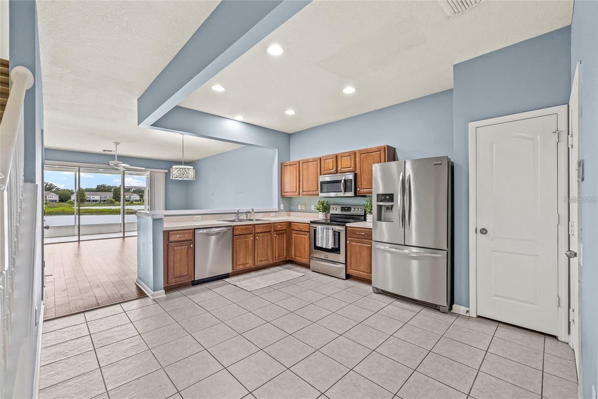 4879 POND RIDGE DRIVE — photo 7 of 57
