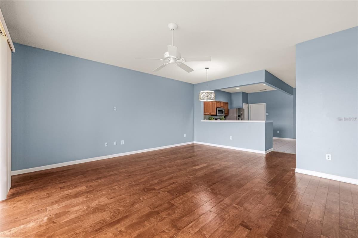 4879 POND RIDGE DRIVE — photo 18 of 57