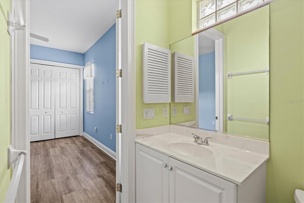 4364 CORSO VENETIA BOULEVARD — photo 54 of 92