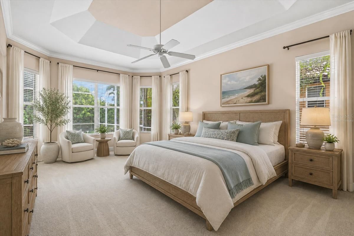 4364 CORSO VENETIA BOULEVARD — photo 37 of 92