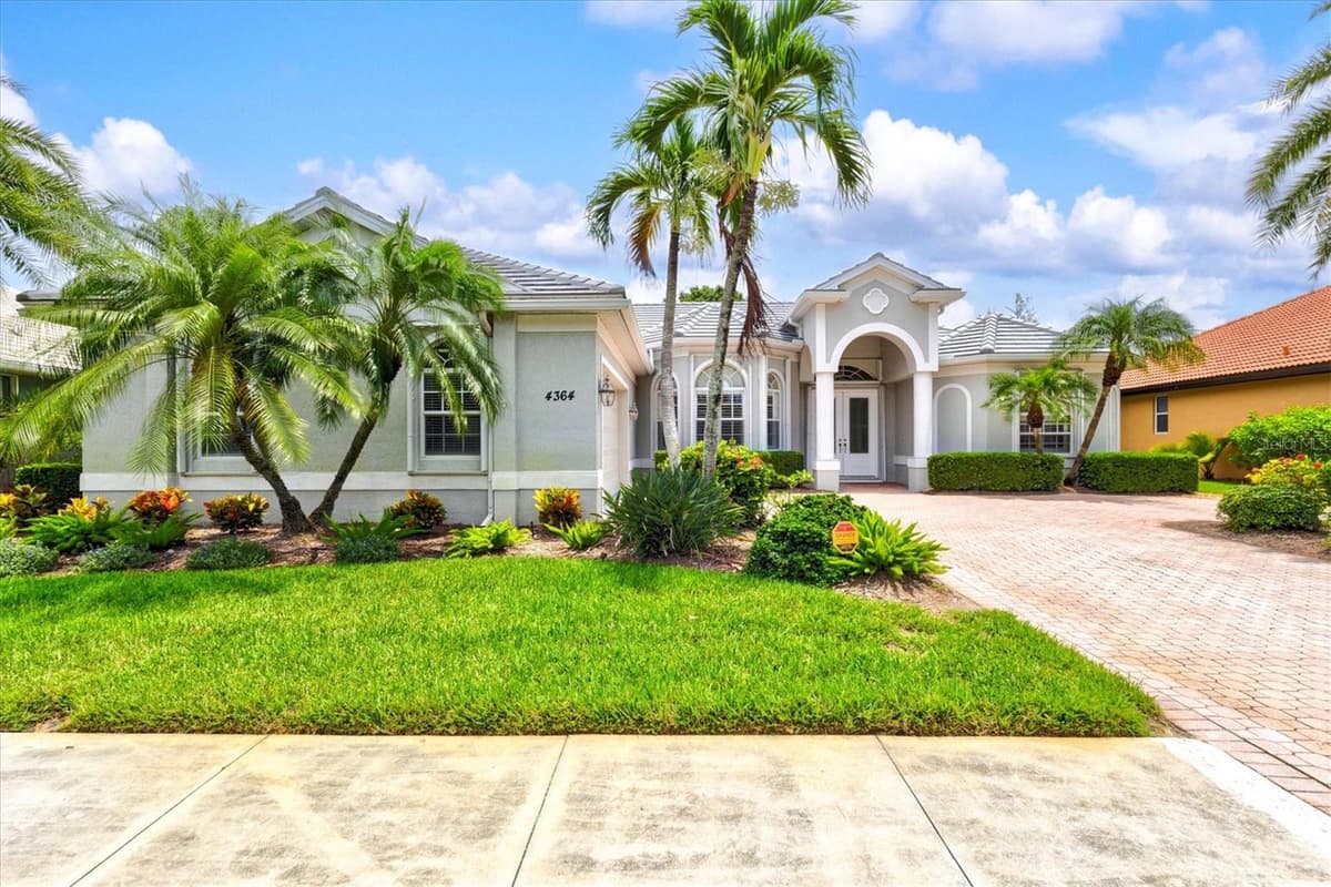 4364 CORSO VENETIA BOULEVARD — photo 73 of 92
