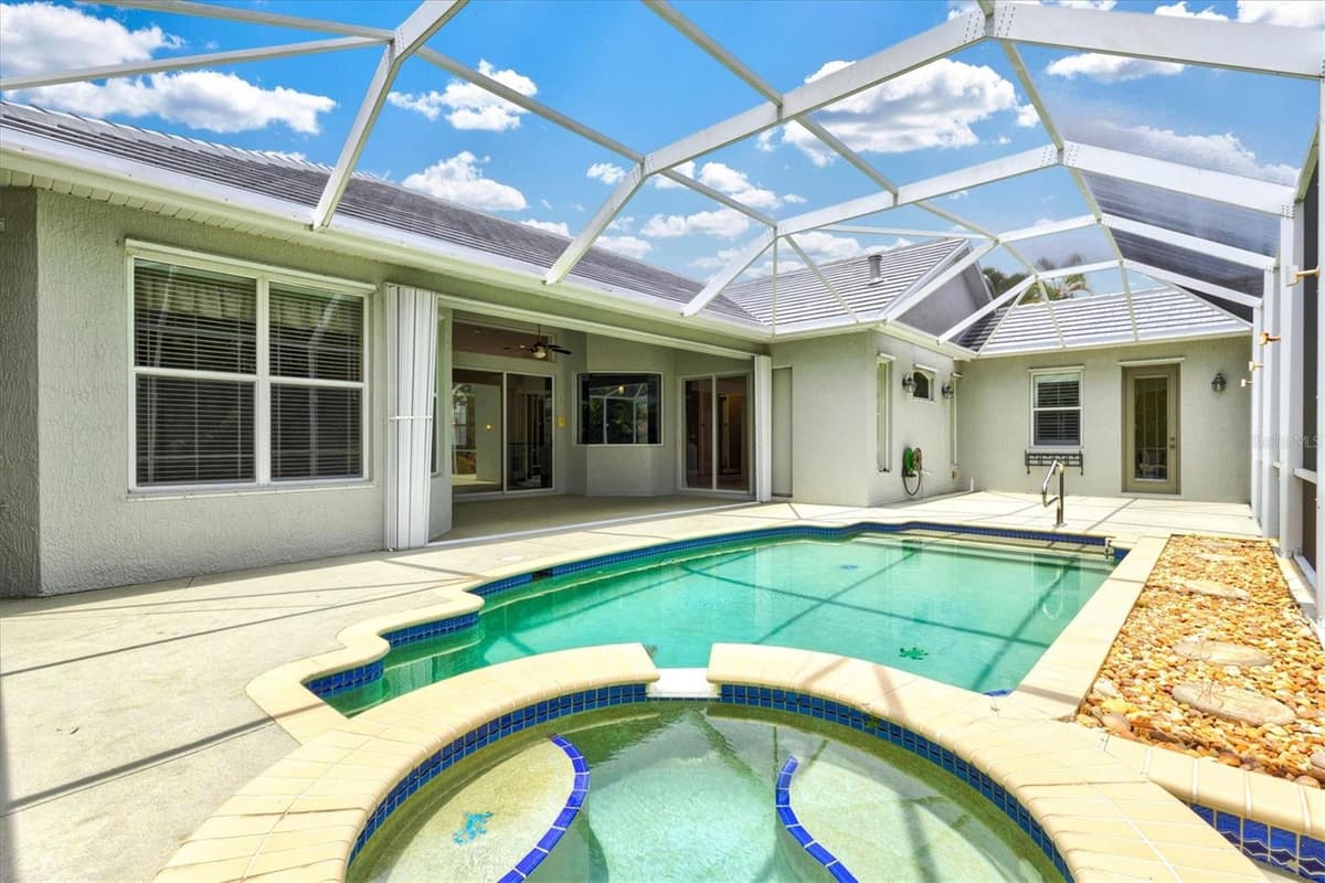 4364 CORSO VENETIA BOULEVARD — photo 18 of 92