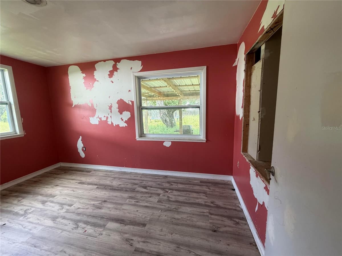 9929 FACTORY AVENUE — photo 15 of 27