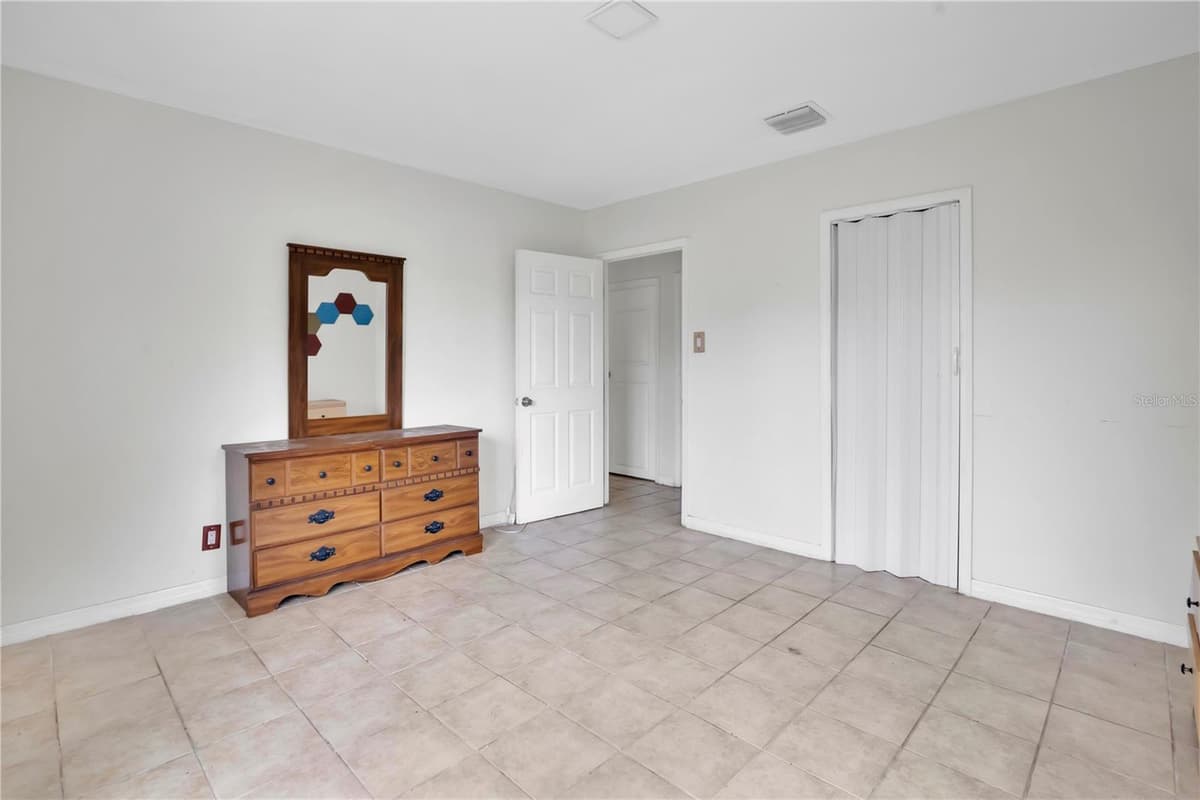 315 E STREET — photo 15 of 22
