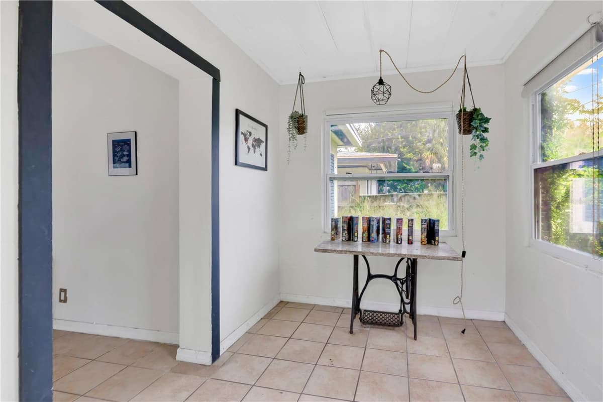 315 E STREET — photo 9 of 22
