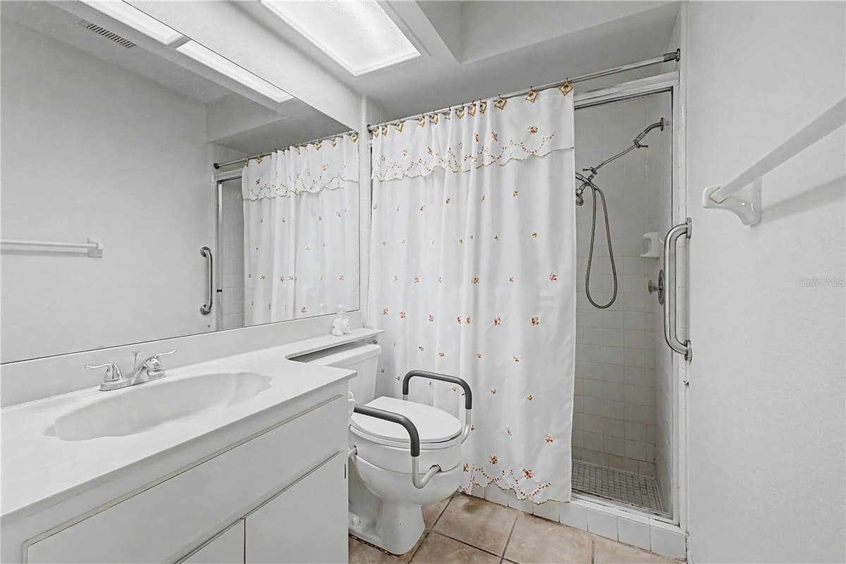6591 BRAMBLELEAF DRIVE — photo 24 of 45