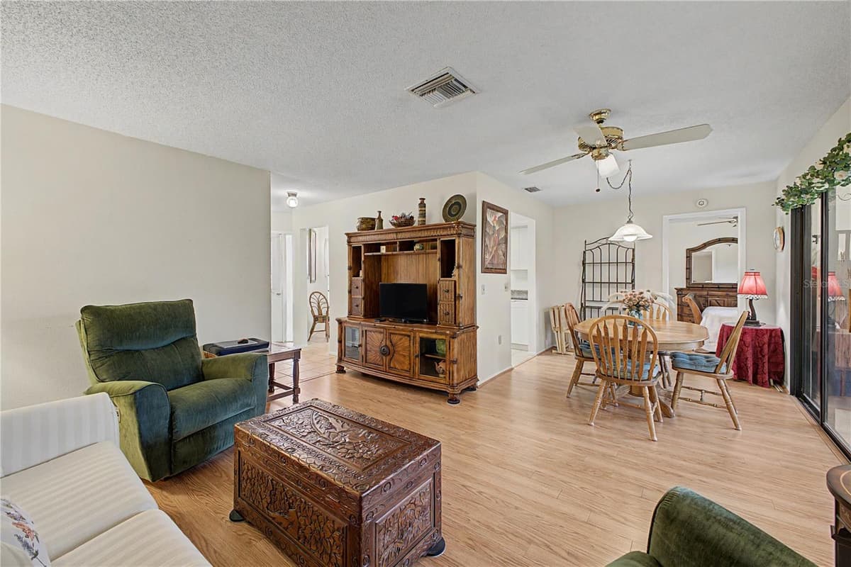 6591 BRAMBLELEAF DRIVE — photo 11 of 45