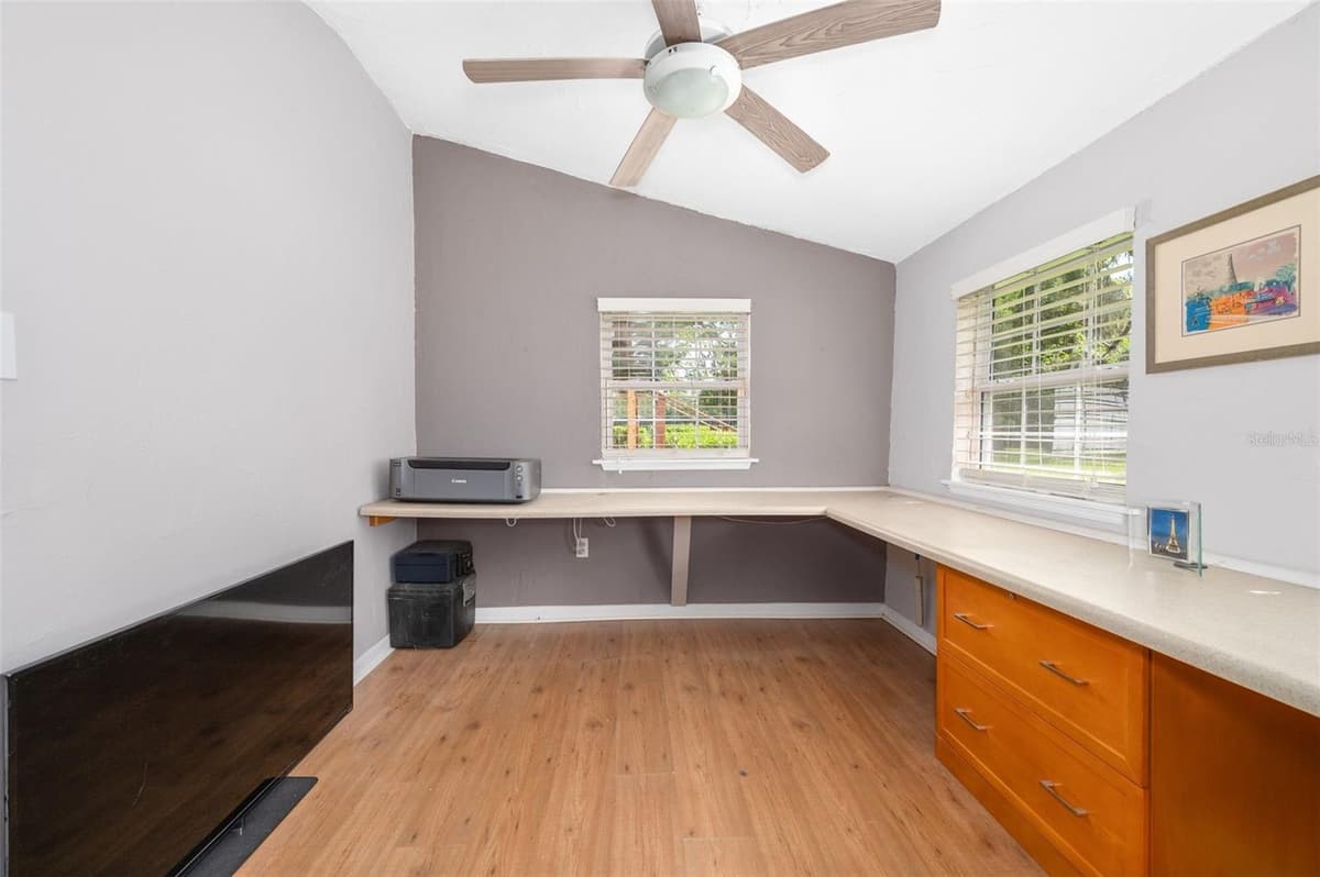 6218 202ND STREET — photo 33 of 67