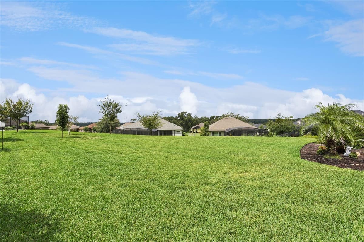 5141 GREENS DRIVE — photo 42 of 51
