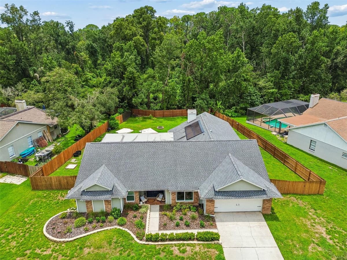 3607 LITHIA RIDGE BOULEVARD — photo 3 of 61