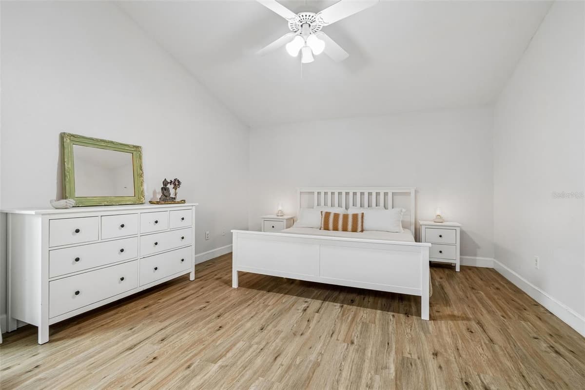 3607 LITHIA RIDGE BOULEVARD — photo 24 of 61