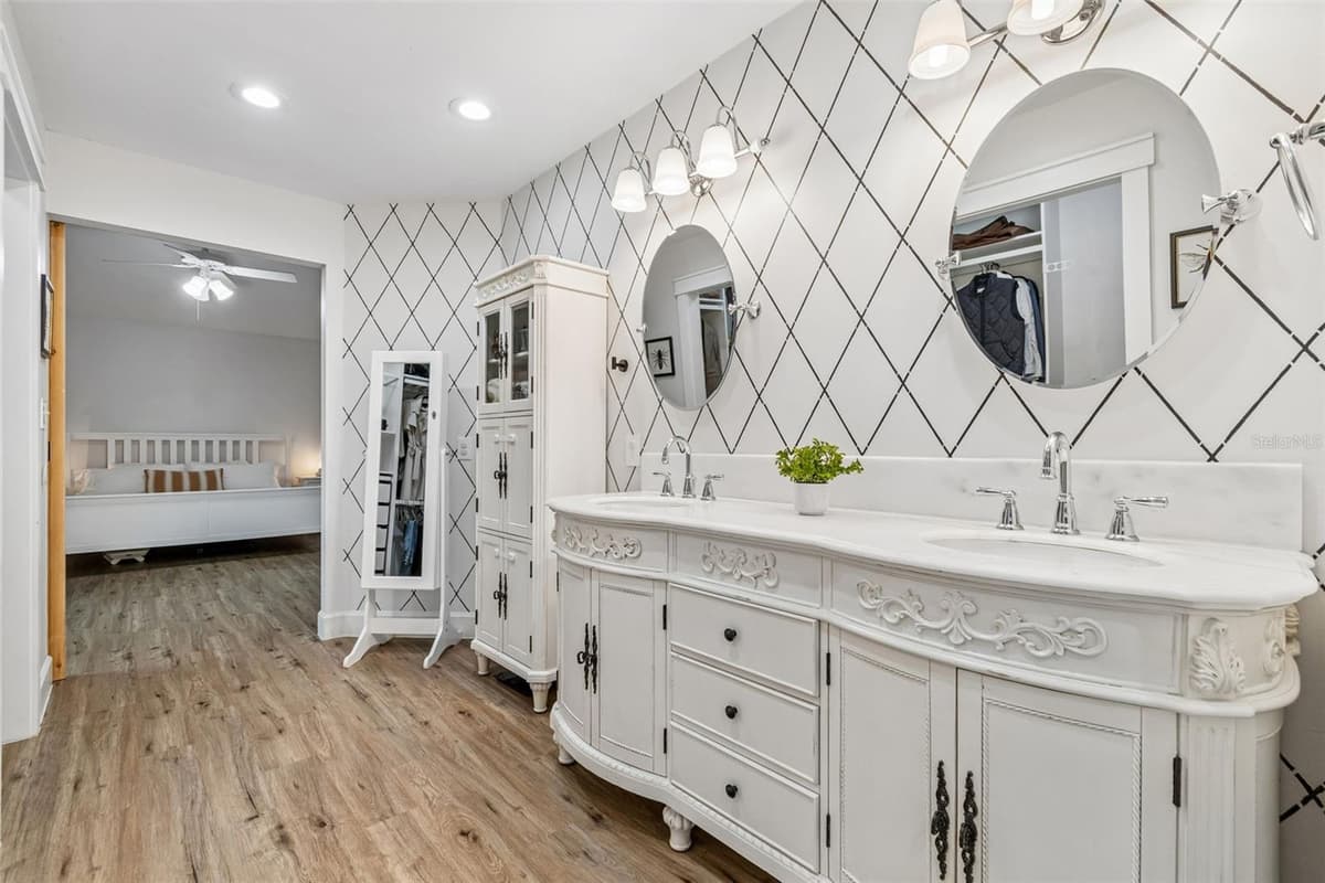 3607 LITHIA RIDGE BOULEVARD — photo 28 of 61