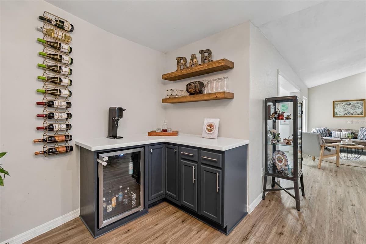3607 LITHIA RIDGE BOULEVARD — photo 15 of 61