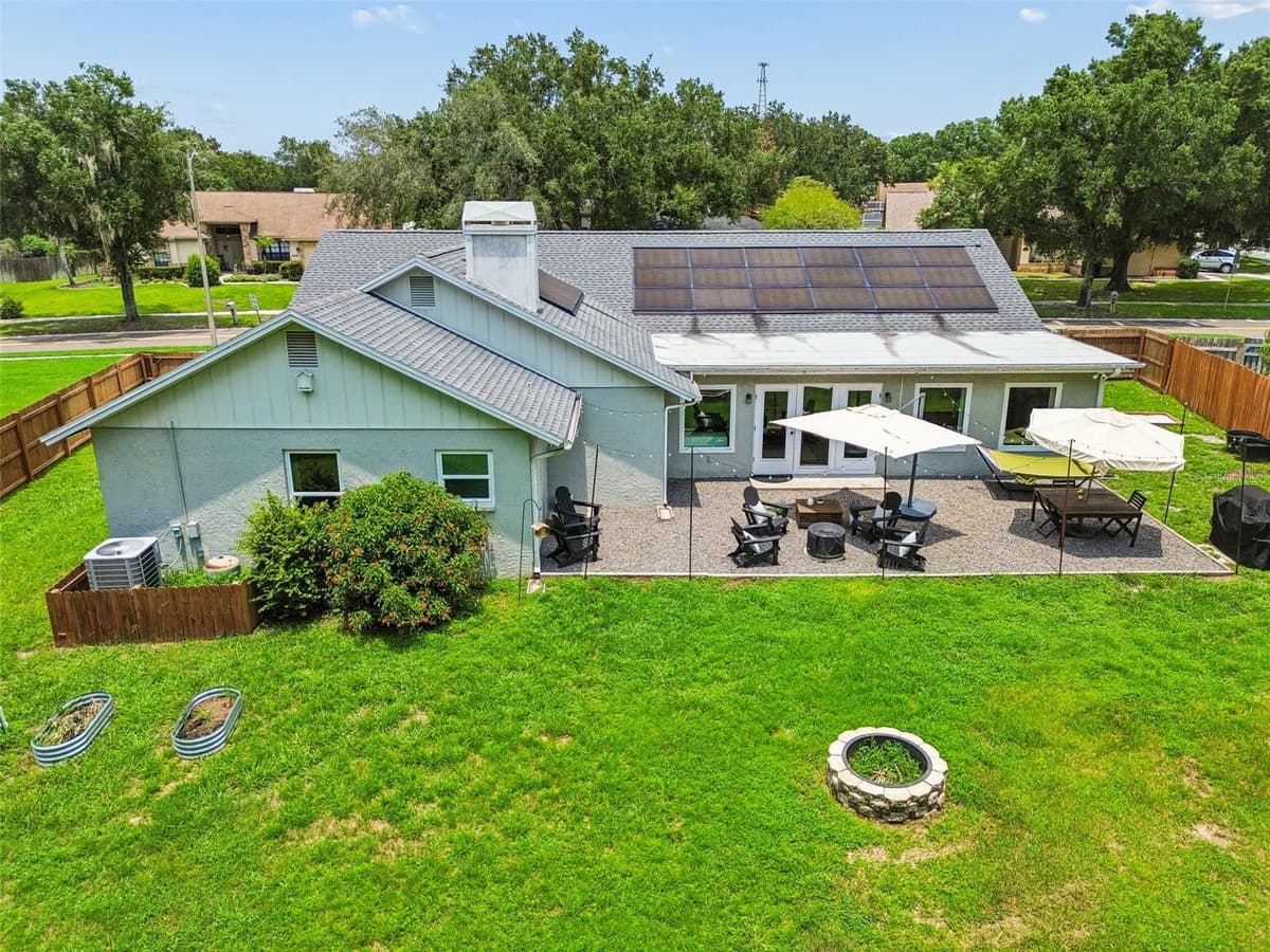 3607 LITHIA RIDGE BOULEVARD — photo 48 of 61