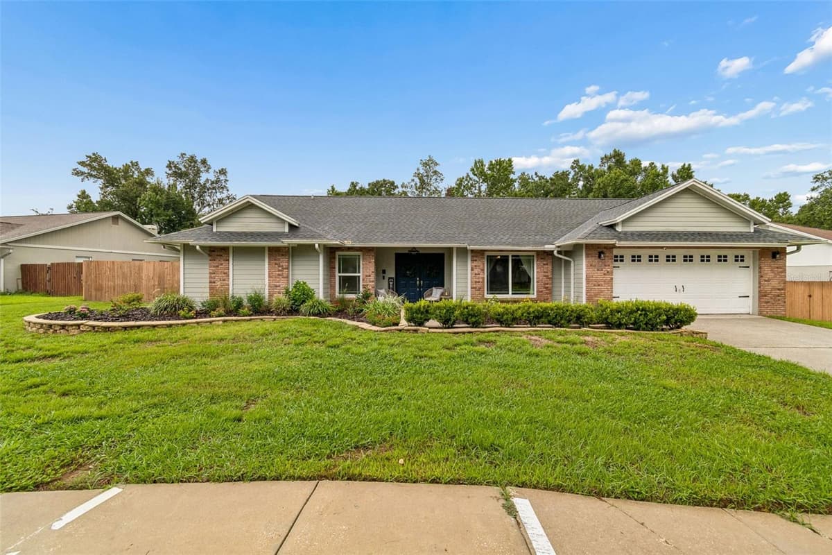 3607 LITHIA RIDGE BOULEVARD — photo 1 of 61
